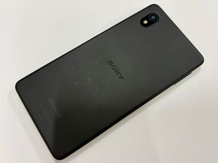 ������Х����SIM�ե꡼ docomo Xperia Ace III SO-53C �֥�å�