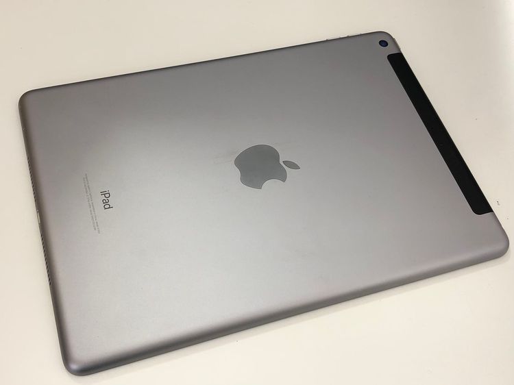 ������Х����SIM�ե꡼ iPad(��6����) WiFi+Cell 32GB ���ڡ������쥤