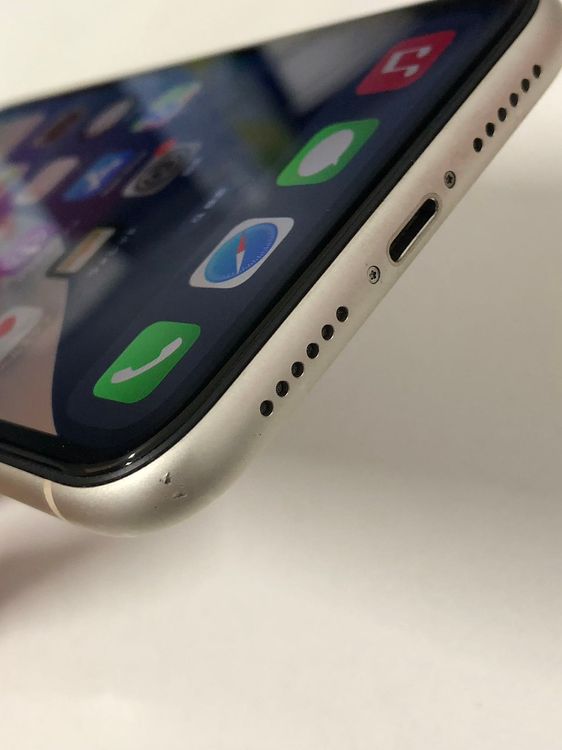 ХSIMե꡼ iPhone 11 64GB ۥ磻