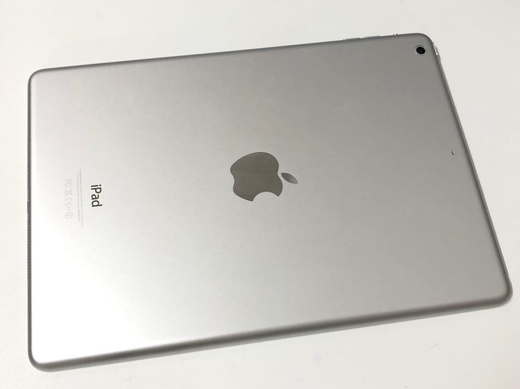ХiPad Air Wi-Fi 32GB С MD789J/A