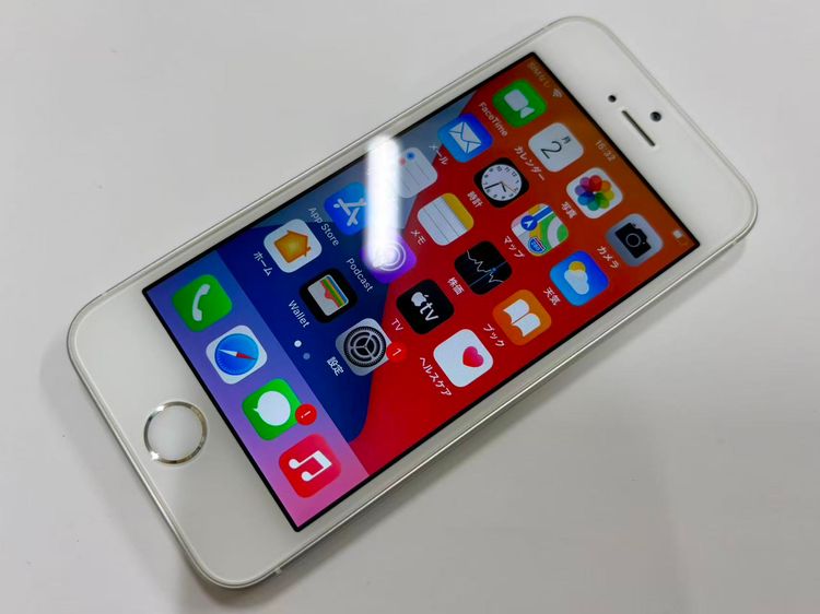 ������Х����SIM�ե꡼ iPhone SE(��1����) 16GB ����С�