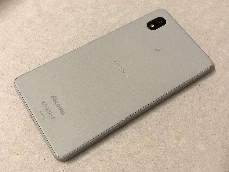 ������Х����SIM�ե꡼ docomo Xperia Ace III SO-53C ���졼