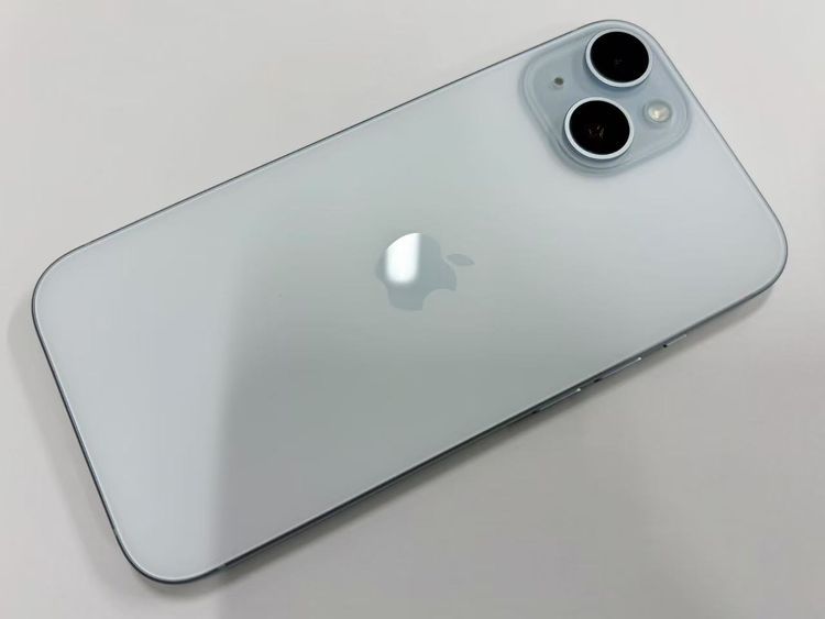 ������Х�����Хåƥ꡼95�� SIM�ե꡼ iPhone15 128GB �֥롼