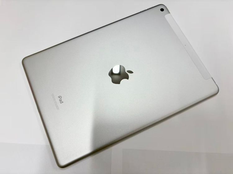 ХiPad(8) Wi-Fi+Cell 128GB MYMM2J/A С