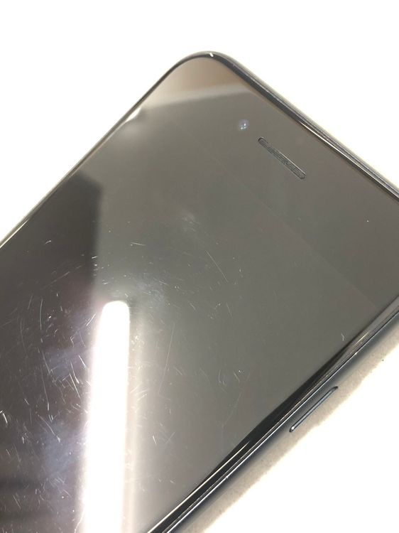 ХSIMե꡼ iPhone SE3 64GB ߥåɥʥ