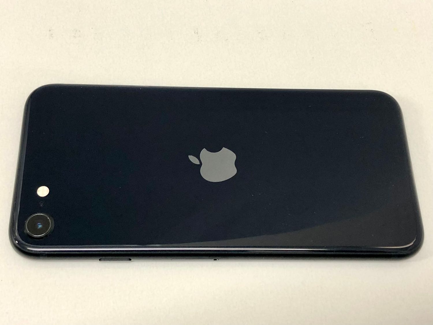 ムスビー｜セイモバイル☆バッテリー100%☆国内SIMフリー iPhoneSE3 