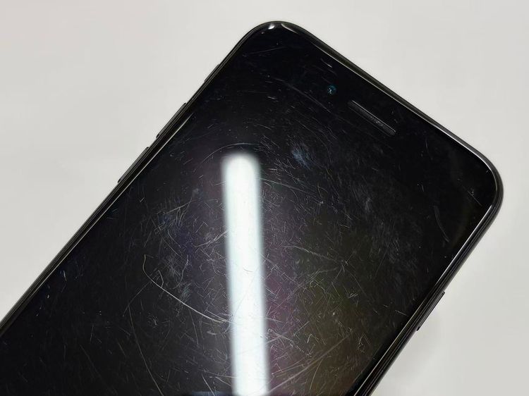 ������Х����SIM�ե꡼ iPhone SE(��2����) 128GB �֥�å�