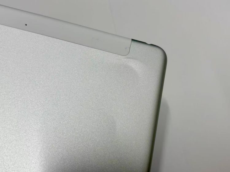 ХSIMե꡼ iPad(8) WiFi+Cell 32GB С MYMJ2J/A