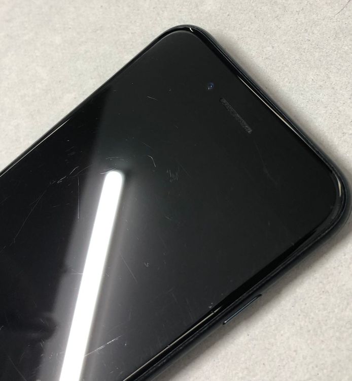 ������Х����SIM�ե꡼ iPhone SE(��3����) 64GB �ߥåɥʥ���