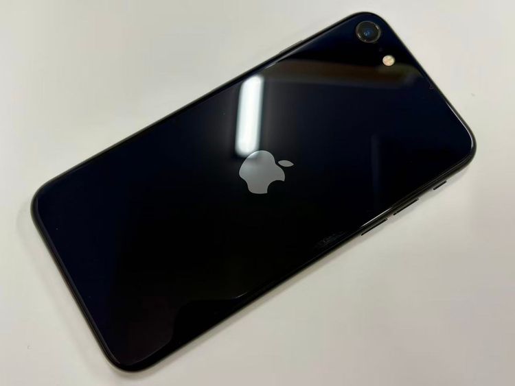 ХSIMե꡼ iPhone SE(3) 64GB ߥåɥʥ