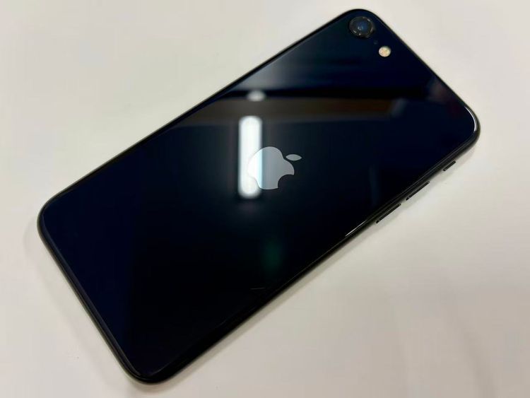 ХХåƥ꡼100% SIMե꡼iPhone SE3 64GB ߥåɥʥ