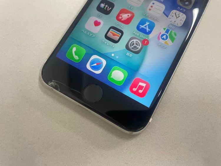 ������Х��������SIM�ե꡼ iPhone SE(�裲����) 64GB �ۥ磻��