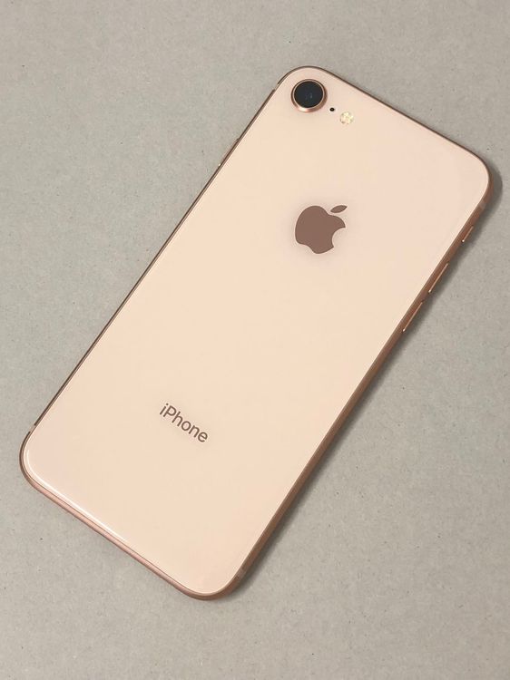 ������Х����SIM�ե꡼ iPhone 8 64GB �������