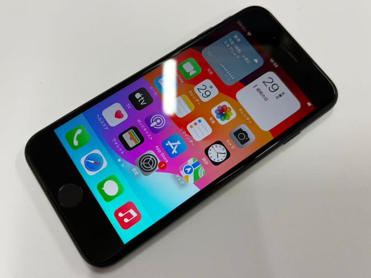 ������Х��������SIM�ե꡼ iPhone SE(��2����) 128GB �֥�å�