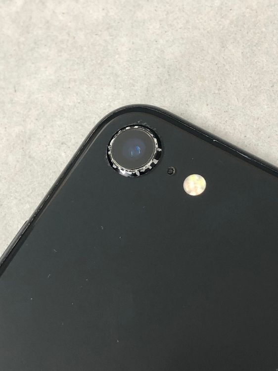 ������Х����SIM�ե꡼ iPhone SE2 64GB �֥�å�