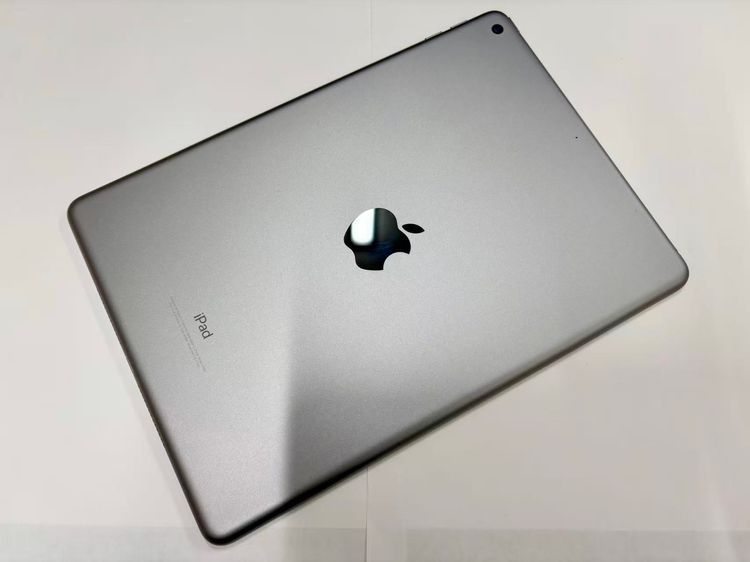 ������Х��������SIM�ե꡼ iPad(��6����) WiFi+Cell 32GB ���ڡ������쥤