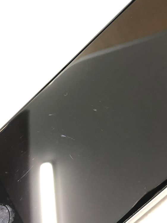 ХSIMե꡼ iPhone SE2 64GB ۥ磻