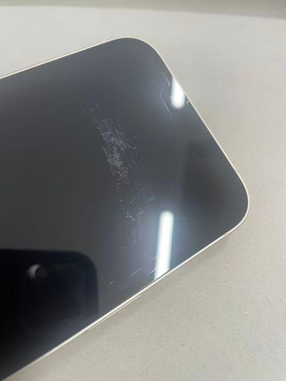 ������Х��������SIM�ե꡼ iPhone14 128GB �������饤��