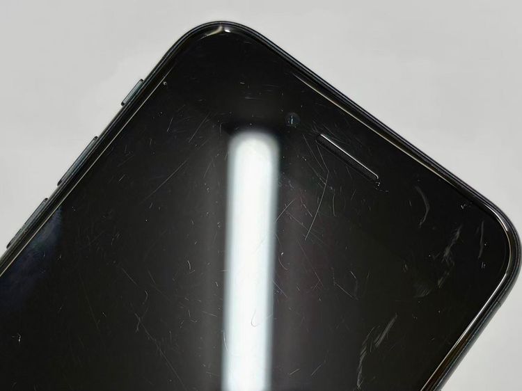������Х��������SIM�ե꡼ iPhone SE(��3����) 64GB �ߥåɥʥ���