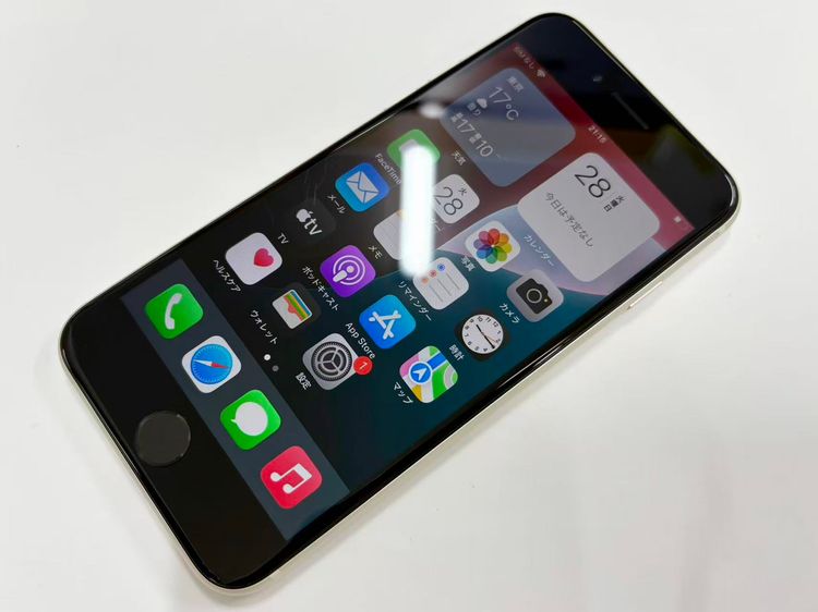 ХХåƥ꡼100iPhone SE(3) 64GB 饤