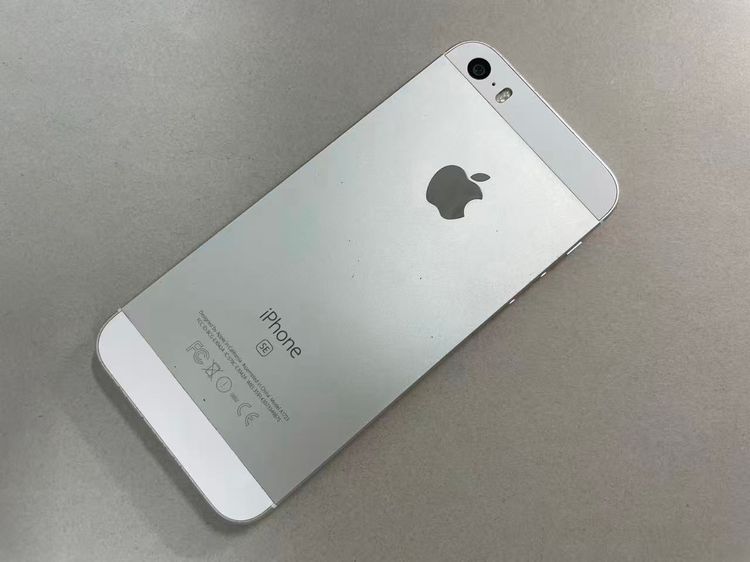 ������Х����AU iPhone SE(��1����) 16GB ����С�