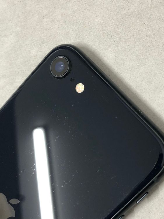 ������Х����SIM�ե꡼ iPhone SE(�裳����) 64GB �ߥåɥʥ���