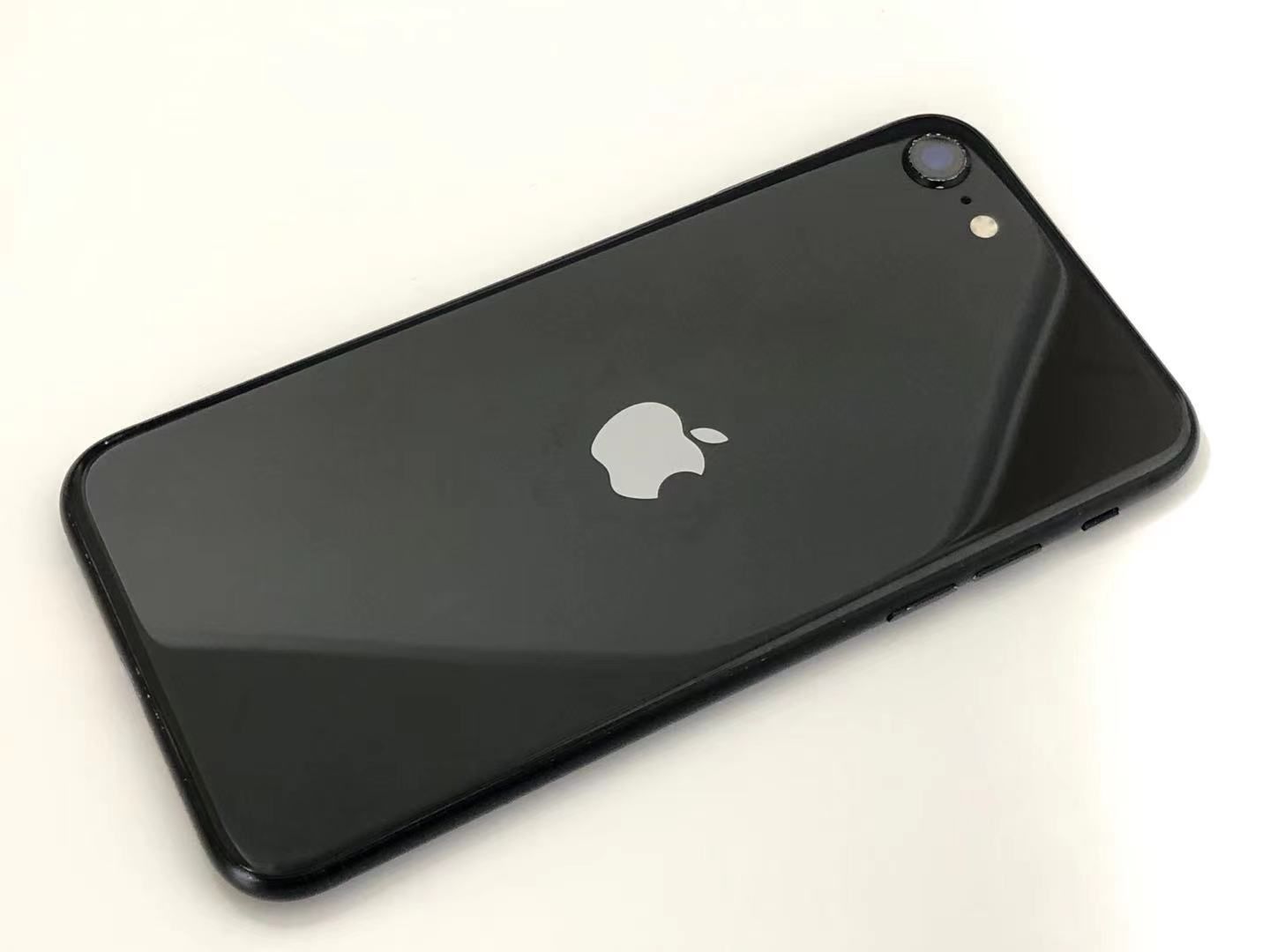 ムスビー｜セイモバイル☆国内SIMフリー iPhone SE2 64GB ブラック 