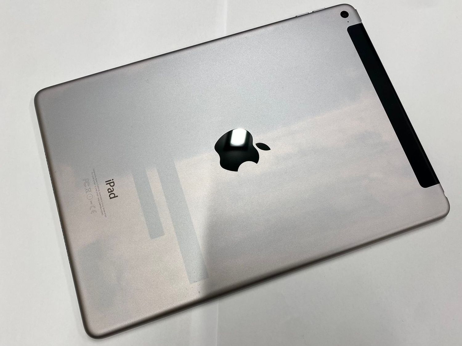 ムスビー｜セイモバイル☆国内版 iPad Air2 Wi-Fi+Cellular 16GB 