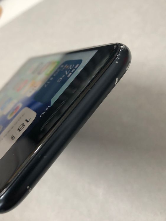 ������Х����SIM�ե꡼ iPhone SE3 64GB �ߥåɥʥ���