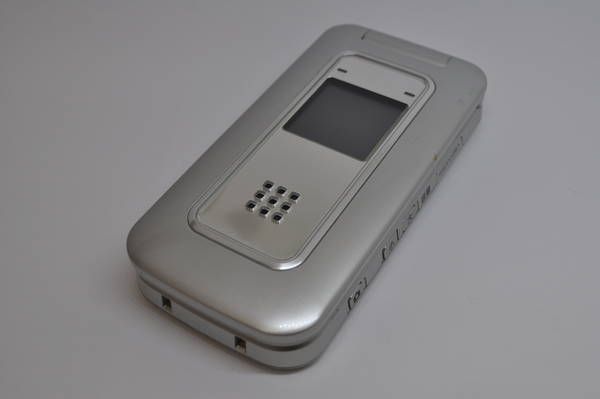 ��¨��ȯ��������̵����SoftBank�� 832T �ۥ���С�