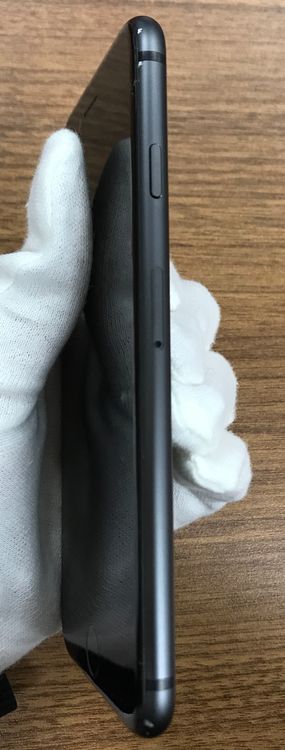 ��JCKA�ۡ�����93�������ꡧ��iPhone8��64GB�����졼�������饹�ե����