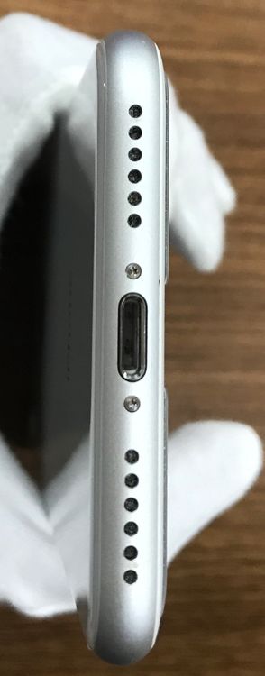 JCKAۡ84%SIMե꡼ iPhone8 64GBСդ