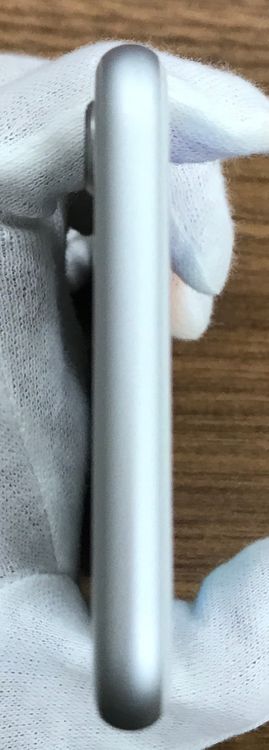 JCKAۡ83%SIMե꡼ iPhone8 64GBСդ