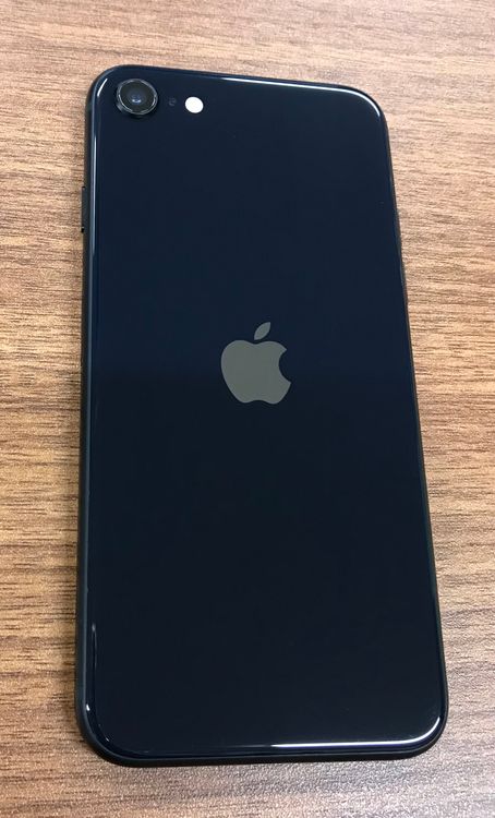 ��JCKA�ۡ����ʡ�SIM�ե꡼��iPhoneSE3��64GB���ߥåɥ饤�ȡ������饹�ե����