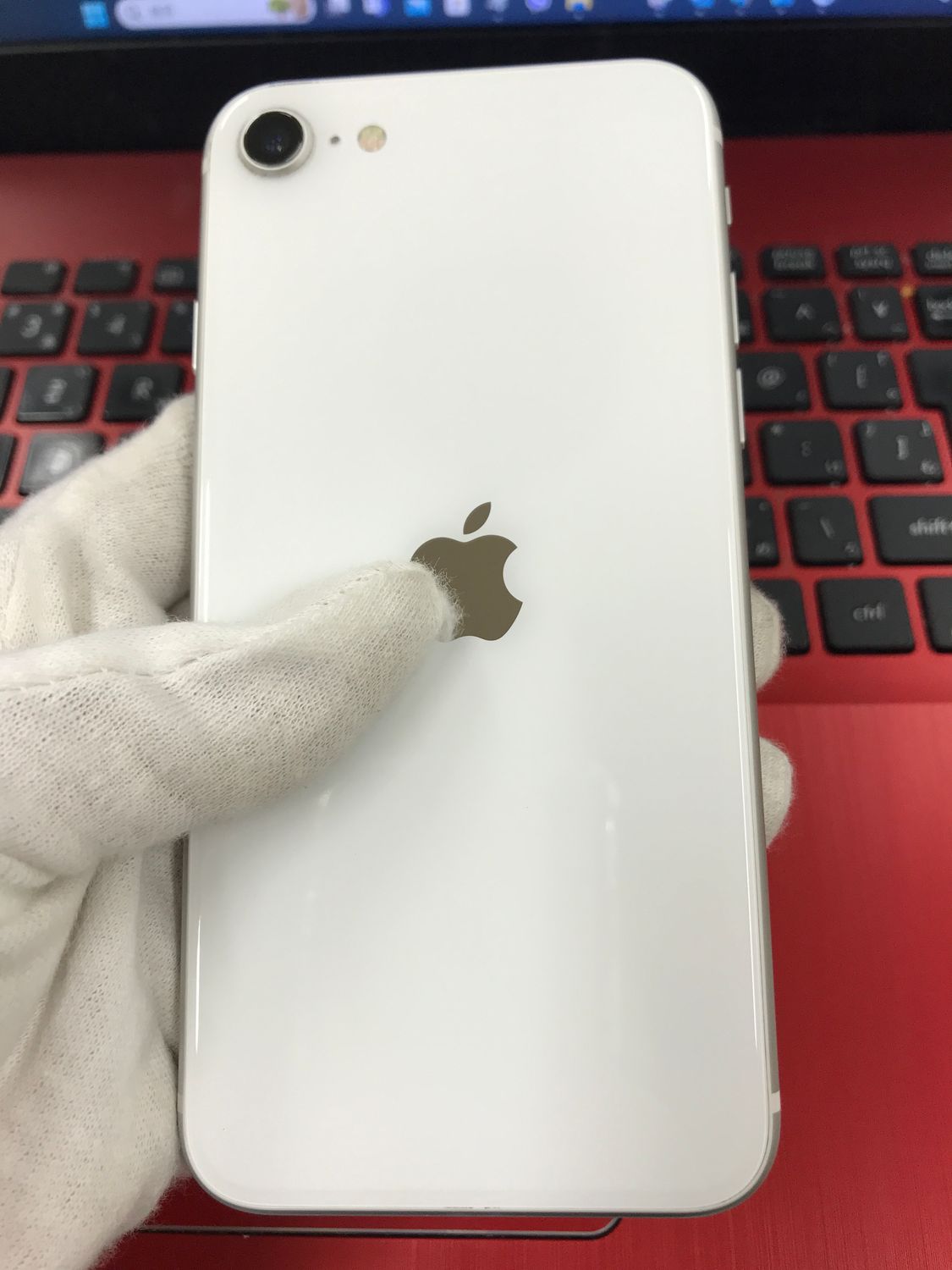 ムスビー｜【JCKA】☆ SIMフリ－ iPhone SE(第2世代)64GB