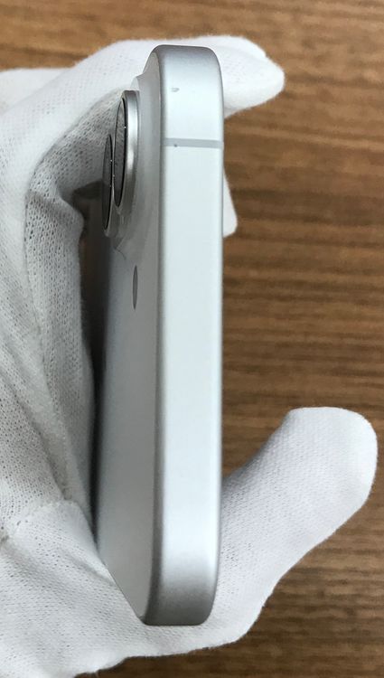 ��JCKA�ۡ��Хåƥ꡼94��SIM�ե��iPhone16��128GB���ۥ磻�Ȣ��ե������