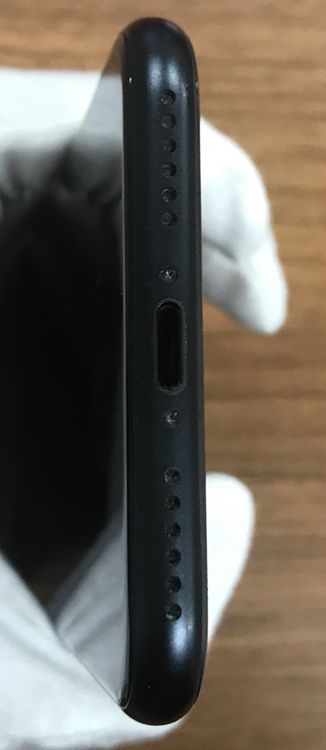 ��JCKA�ۡ����� ������99%����iPhoneSE3��64GB���ߥåɥʥ��ȡ���