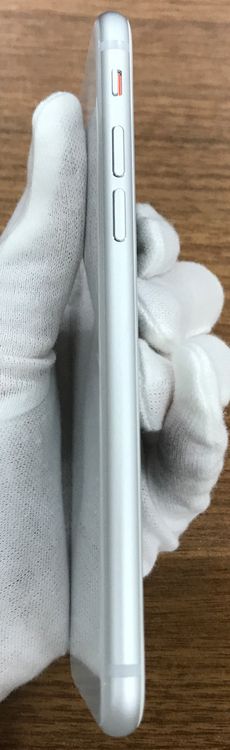 JCKAۡ88%SIMե꡼ iPhone8 64GBСդ