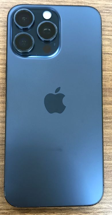 ��JCKA�ۡ�����90%��SIM�ե�� iPhone15Promax ��256GB���֥롼����