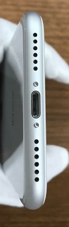 JCKAۡ88%SIMե꡼ iPhone8 64GBСդ