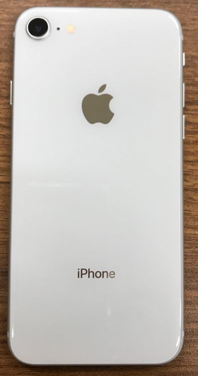 JCKAۡ88%SIMե꡼ iPhone8 64GBСդ