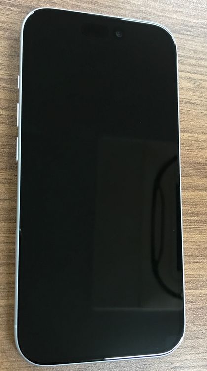 ��JCKA�ۡ��Хåƥ꡼94��SIM�ե��iPhone16��128GB���ۥ磻�Ȣ��ե������