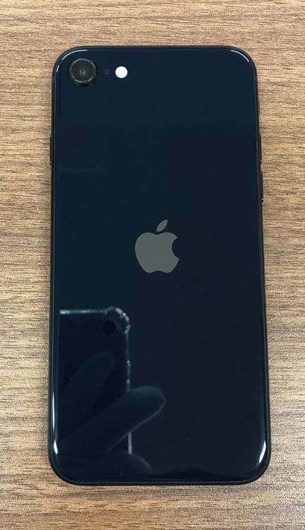 ��JCKA�ۡ�SIM�ե꡼��iPhoneSE3��64GB���ߥåɥʥ��ȡ������饹�ե�����ץ쥼���