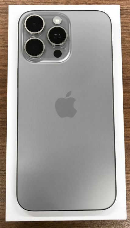 ��JCKA�ۡ���������83%��SIM�ե�� iphone15promax�� 256GB �ʥ������