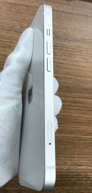 ��JCKA�ۡ���������84%��SIM�ե�� iphone13 ��128GB ���ۥ磻�Ȣ�