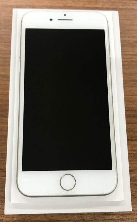 ��JCKA�ۡ�����98��SIM�ե꡼��iPhone8��64GB���ۥ磻�ȡ������饹�ե����