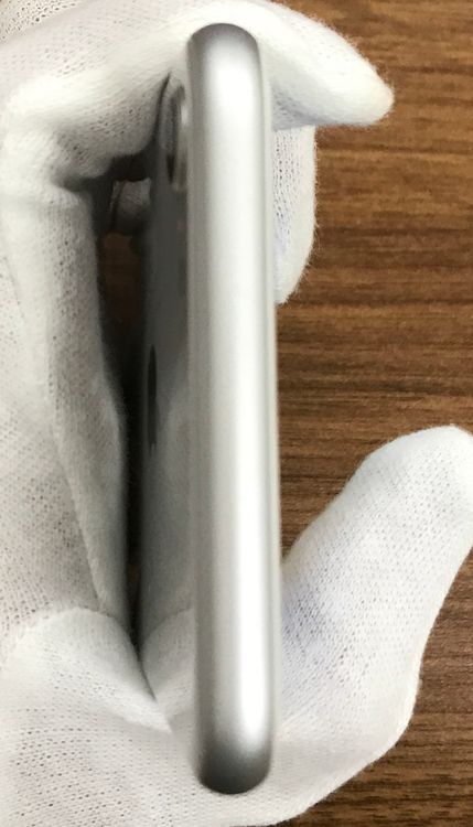 JCKAۡ83%SIMե꡼ iPhone8 64GBСդ