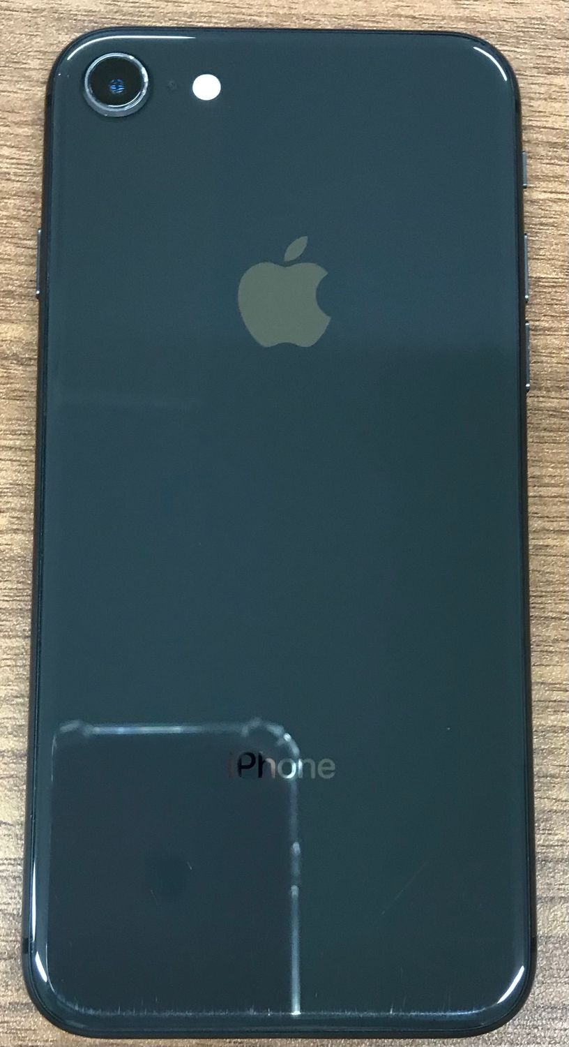 ガラスフィルムつき☆ドコモ iPhone8 64GB スペースグレイ