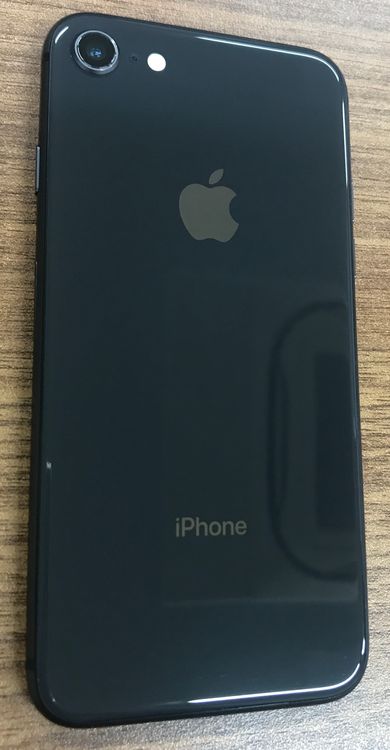 ��JCKA�ۡ�����87%�� SIM�ե�� iphone8�� 64GB �֥�å���