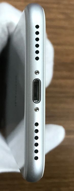 JCKAۡ83%SIMե꡼ iPhone8 64GBСդ